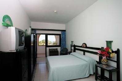 קמפופליצ'ה די רוצ'לה Mangia'S Himera Resort מראה חיצוני תמונה